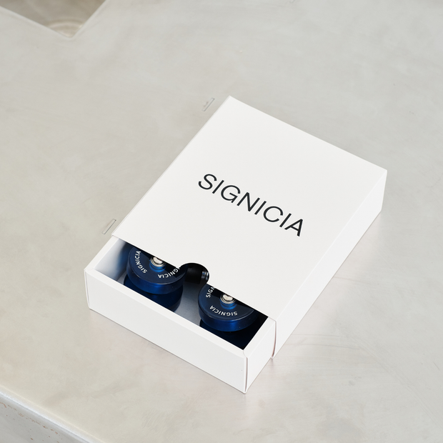 SIGNICIA Identity Capsule Set (Klein Blue) 4x Wheels, 2x Handle and 1x Luggage Tag