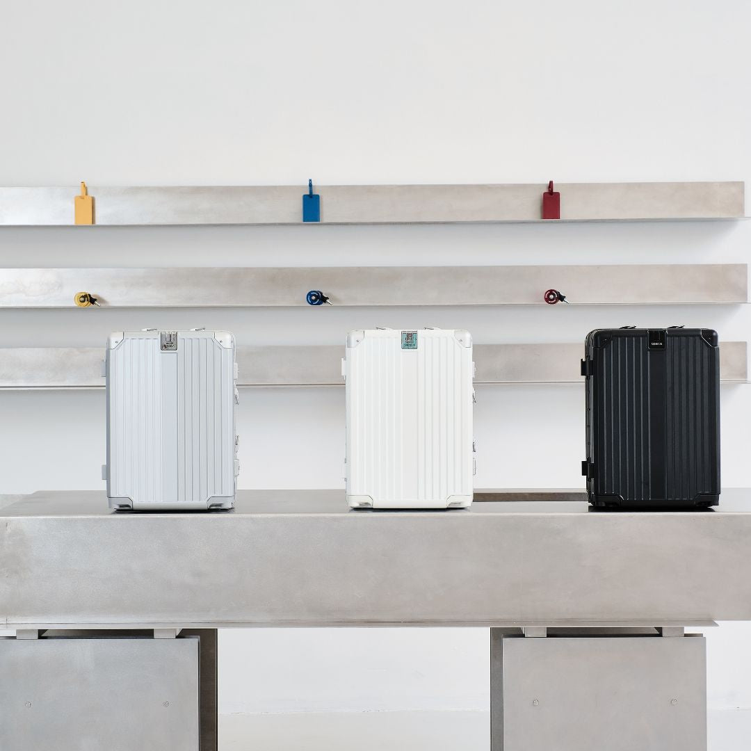 Showroom (9 Kallang Place, #05-08, Singapore 339154)